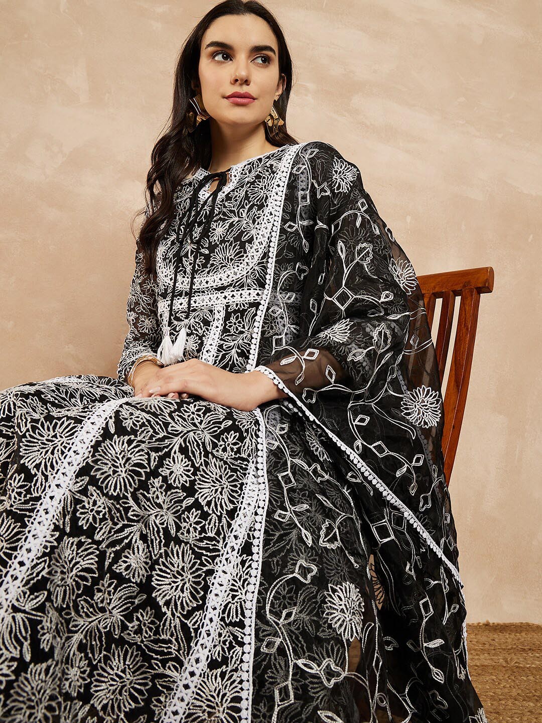 

all about you Floral Embroidered Anarkali Kurta with Trousers & With Dupatta, Black
