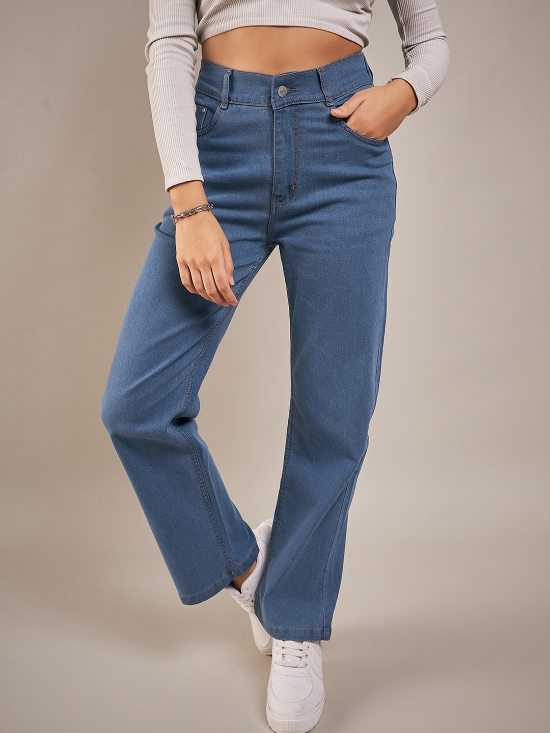 

The Roadster Lifestyle Co. Blue Women Clean Look Straight Fit High-Rise Stretchable Jeans