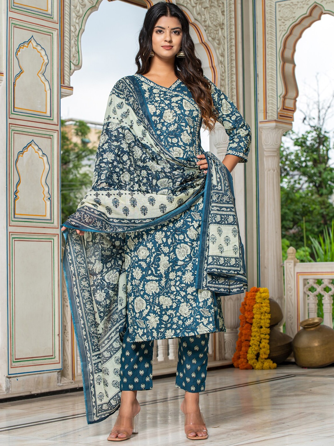 

BAESD Floral Printed V-Neck Regular Pure Cotton Kurta With Trousers & Dupatta, Blue