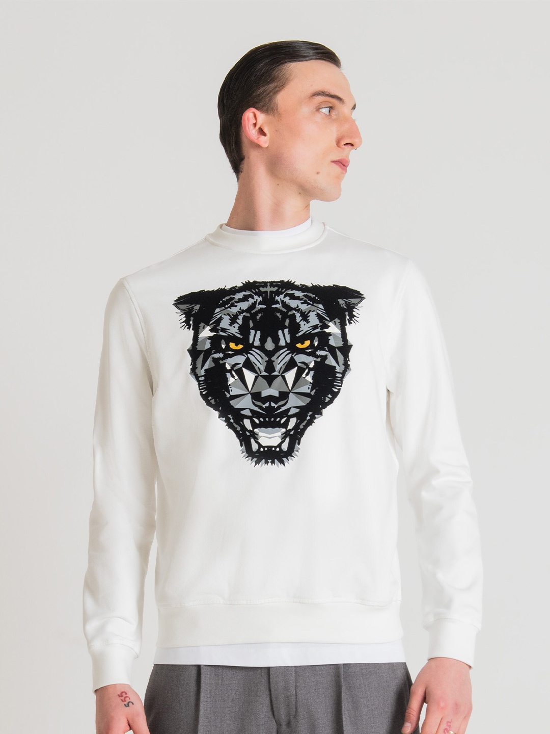 

Antony Morato Graphic Printed Round Neck Pullover Sweatshirt, White