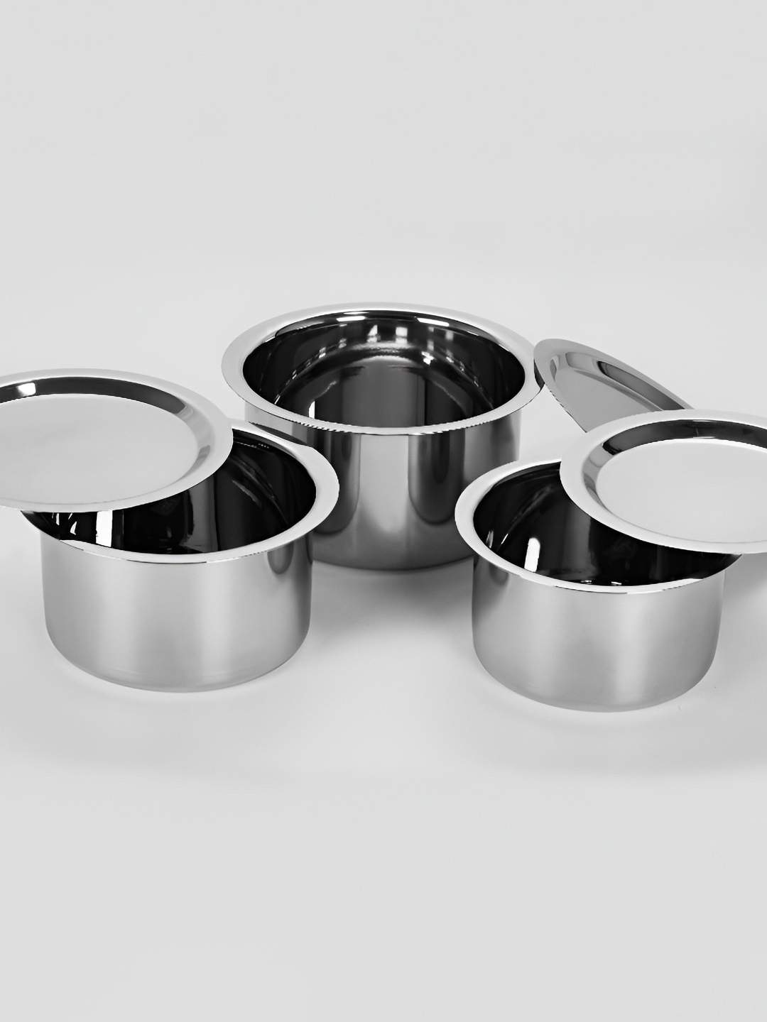 

Sumeet Silver-Toned Stainless Steel Dishwasher Safe Cookware Set