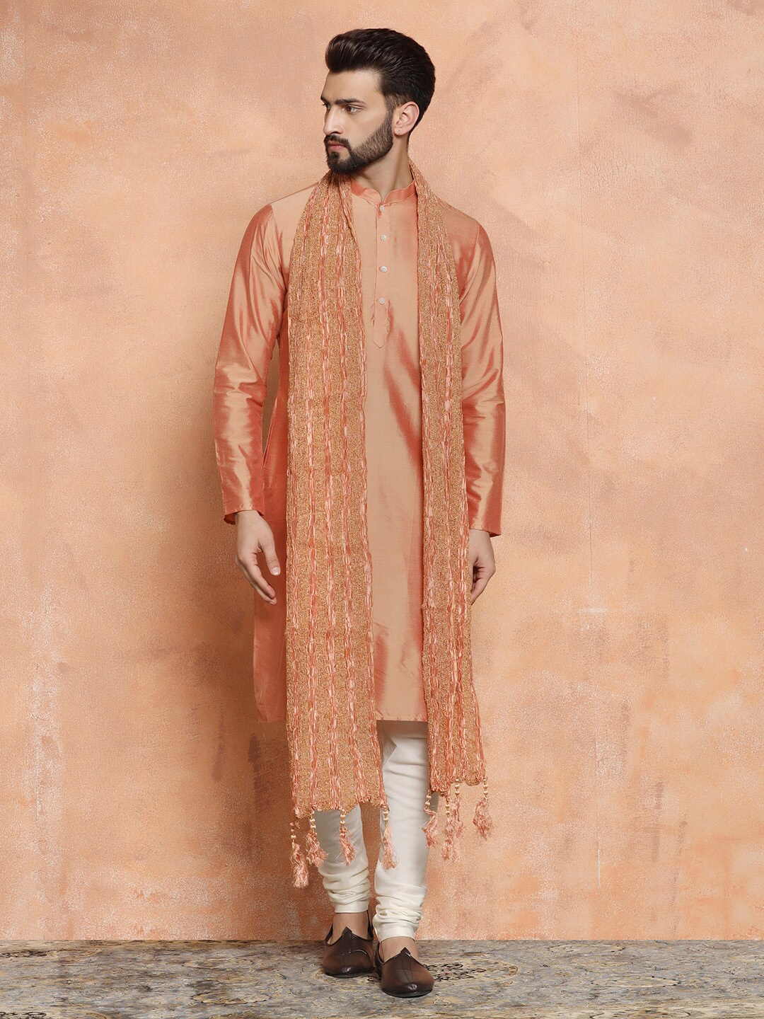 

KISAH Men Self Design Striped Dupatta, Coral