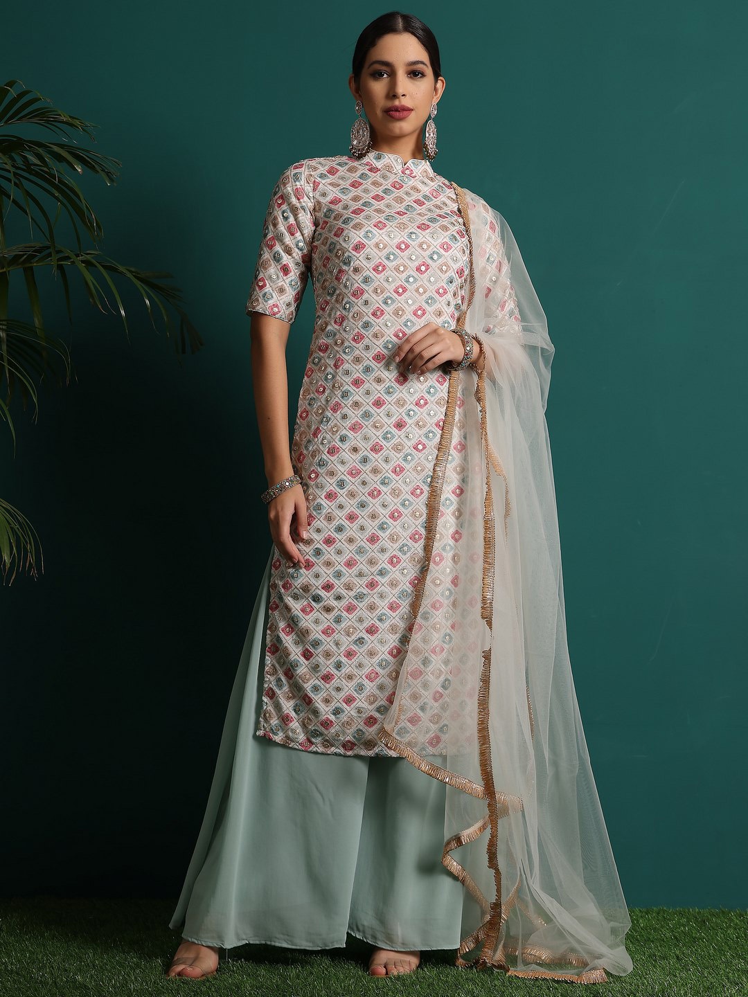

Ethnovog Sequinned Embroidered Regular Kurta With Palazzo & Dupatta, White