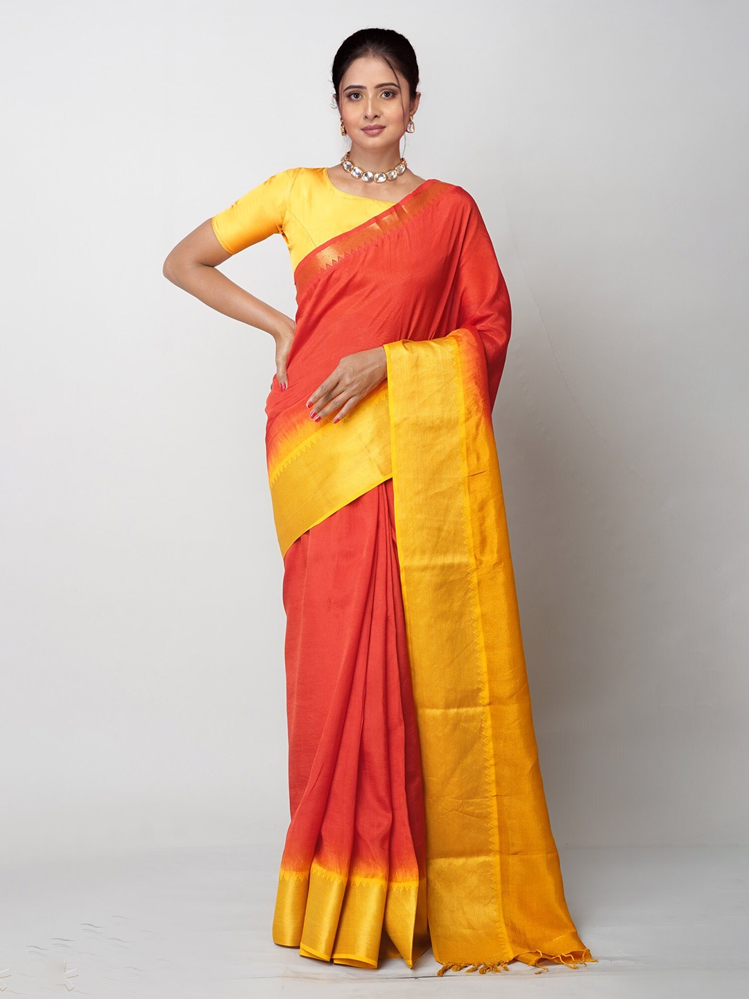 

Unnati Silks Woven Design Silk Blend Mangalagiri Saree, Red