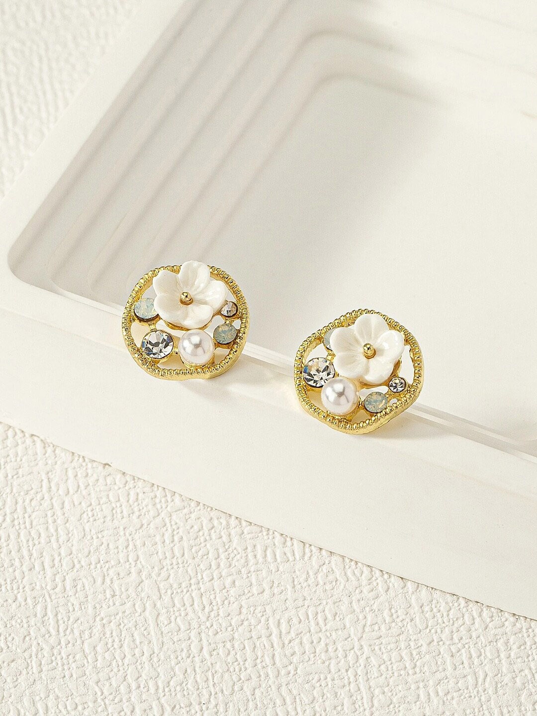 

FIMBUL Gold-Plated Floral Stone Studded & Beaded Studs Earrings, White