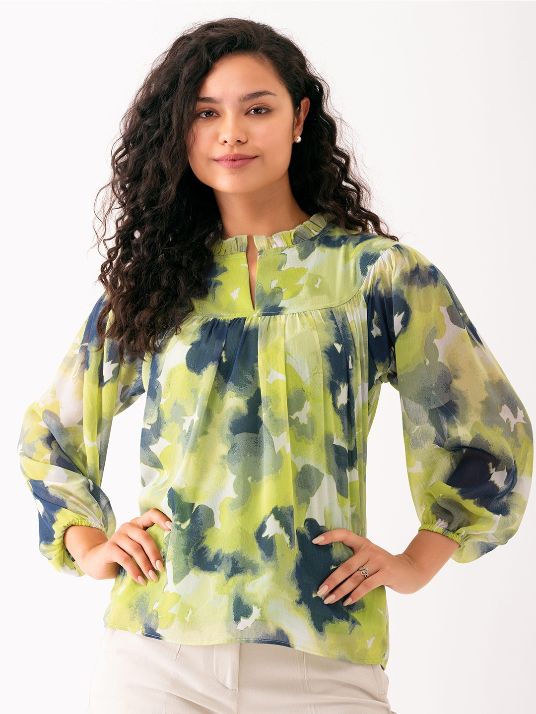 

AASK Abstract Printed Puff Sleeves Gathered Detailed Top, Green