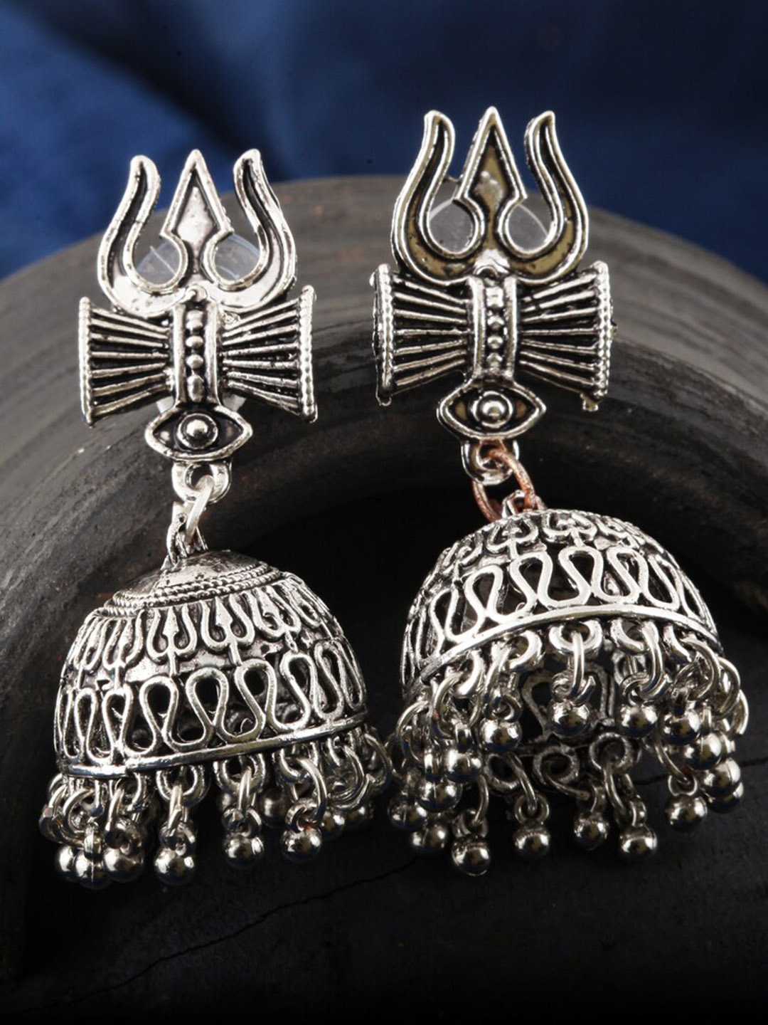 

MEENAZ Silver-Plated Dome Shaped Jhumkas