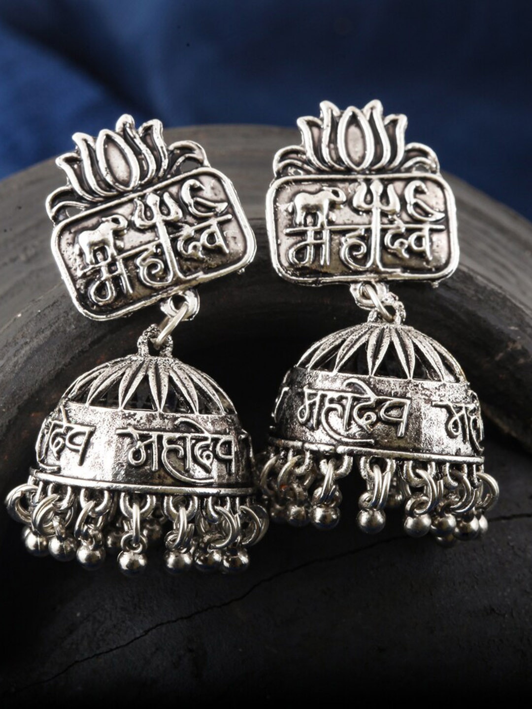 

MEENAZ Silver-Plated Jhumkas Earrings