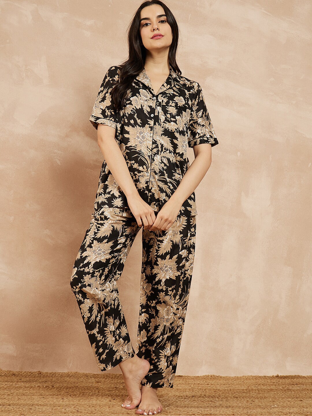 

SWAGG INDIA Floral Printed Night Suit, Black