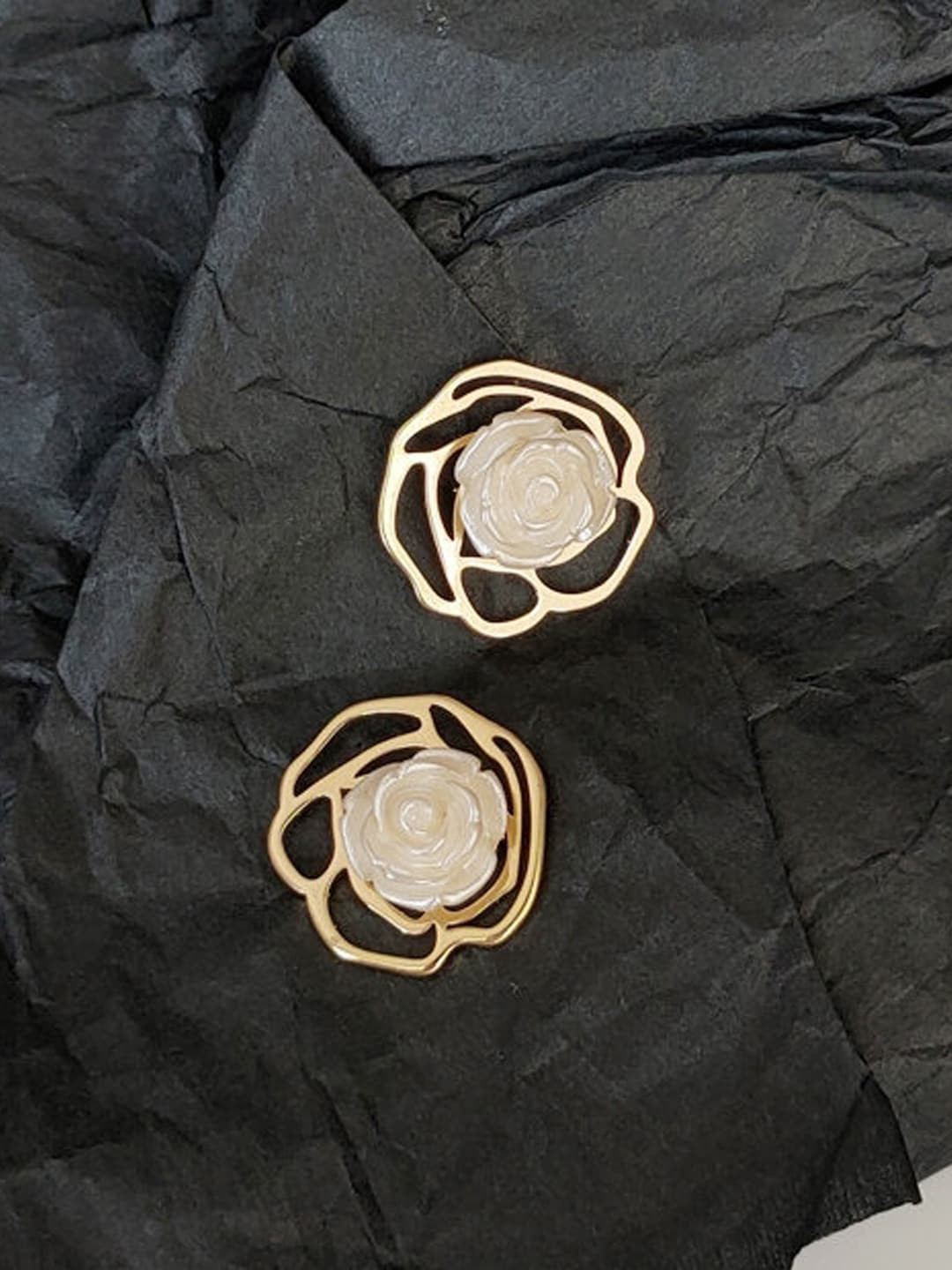 

Krelin Gold-Plated Stone-Studded Floral Stud Earrings