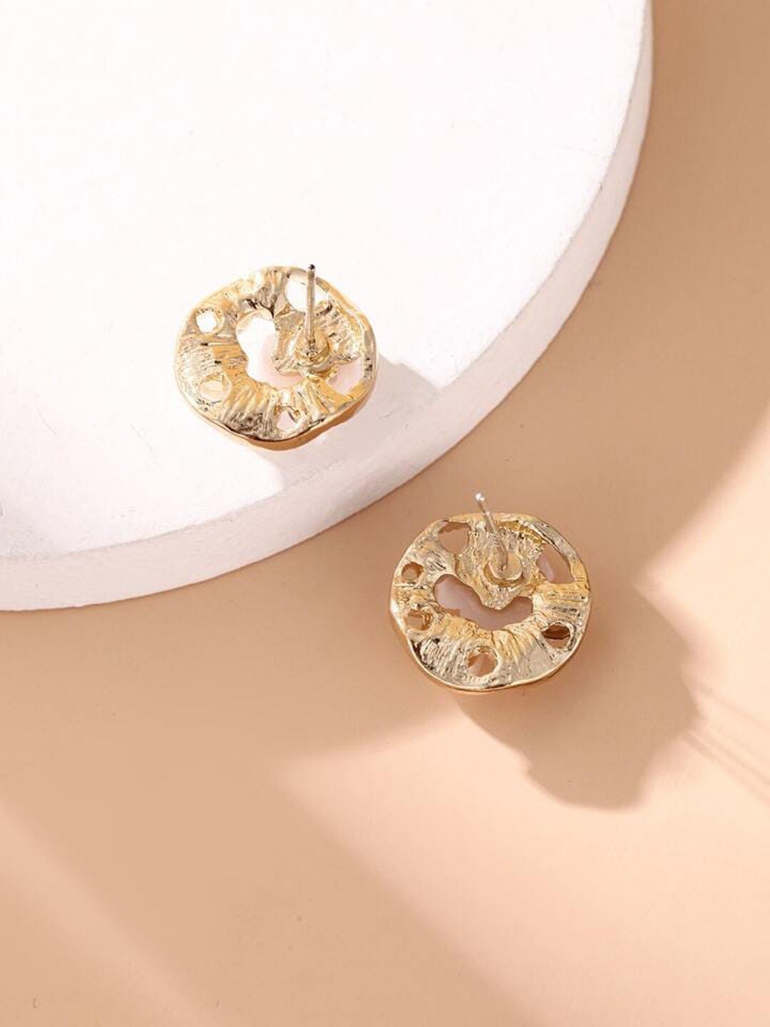 

Krelin Gold-Plated Pearl Stone-Studded Stud Earrings