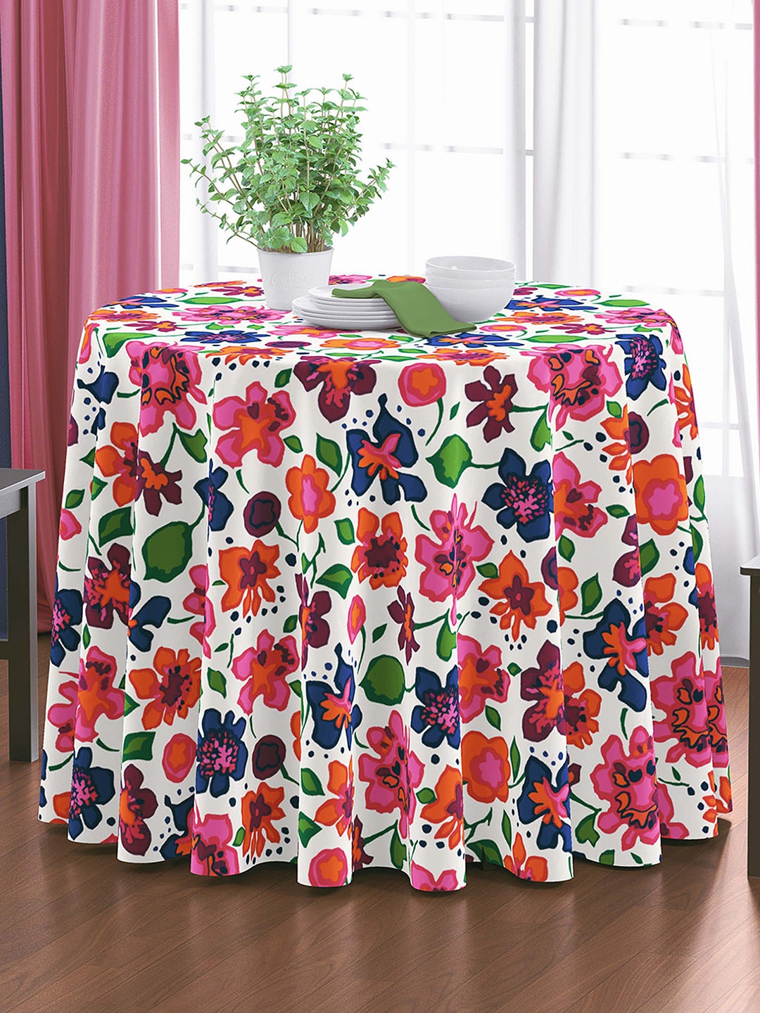 

HOME COLORS.IN Pink & White 6-Seater Floral Printed Pure Cotton Table Cover