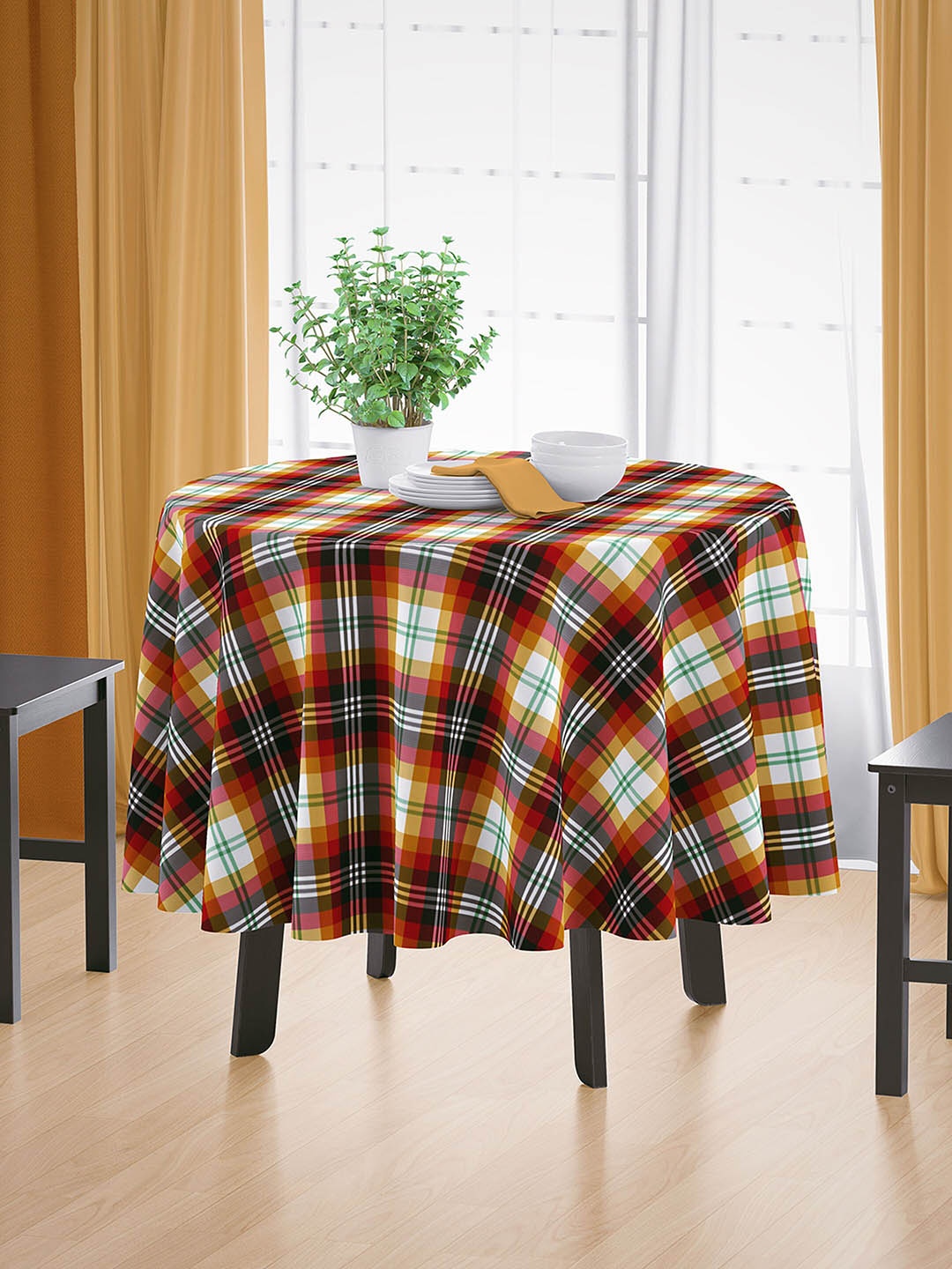 

HOME COLORS.IN Green & Red Checked Pure Cotton 4 Seaters Table Cover