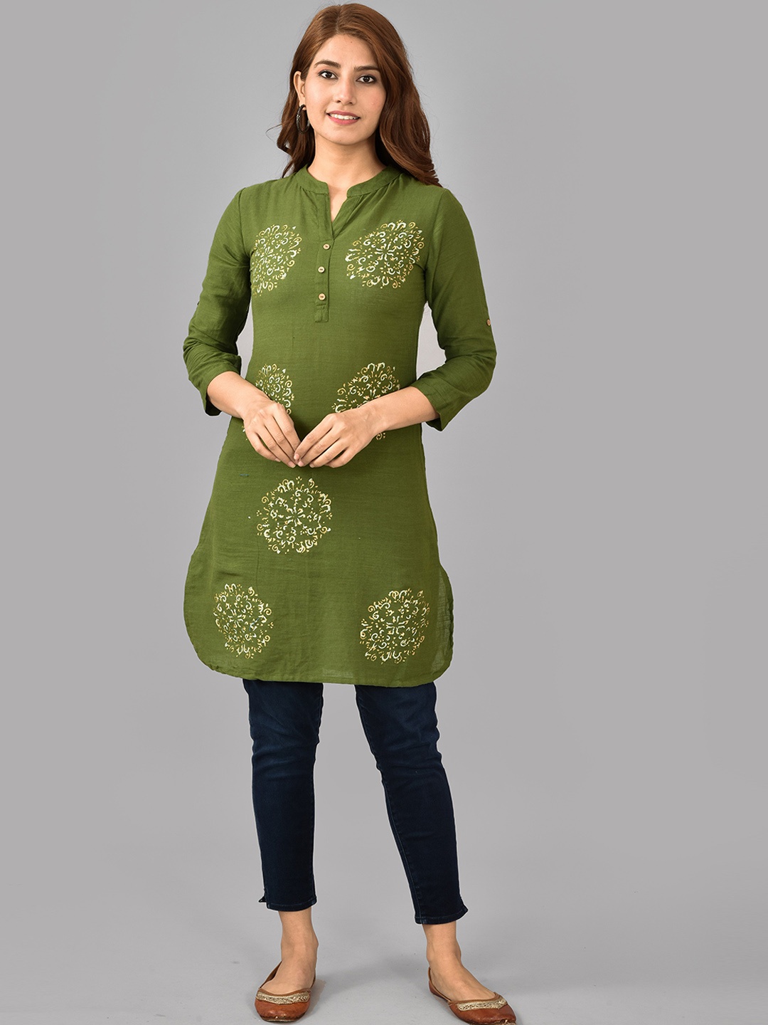 

KALINI Ethnic Motifs Printed Mandarin Collar Straight Kurta, Green