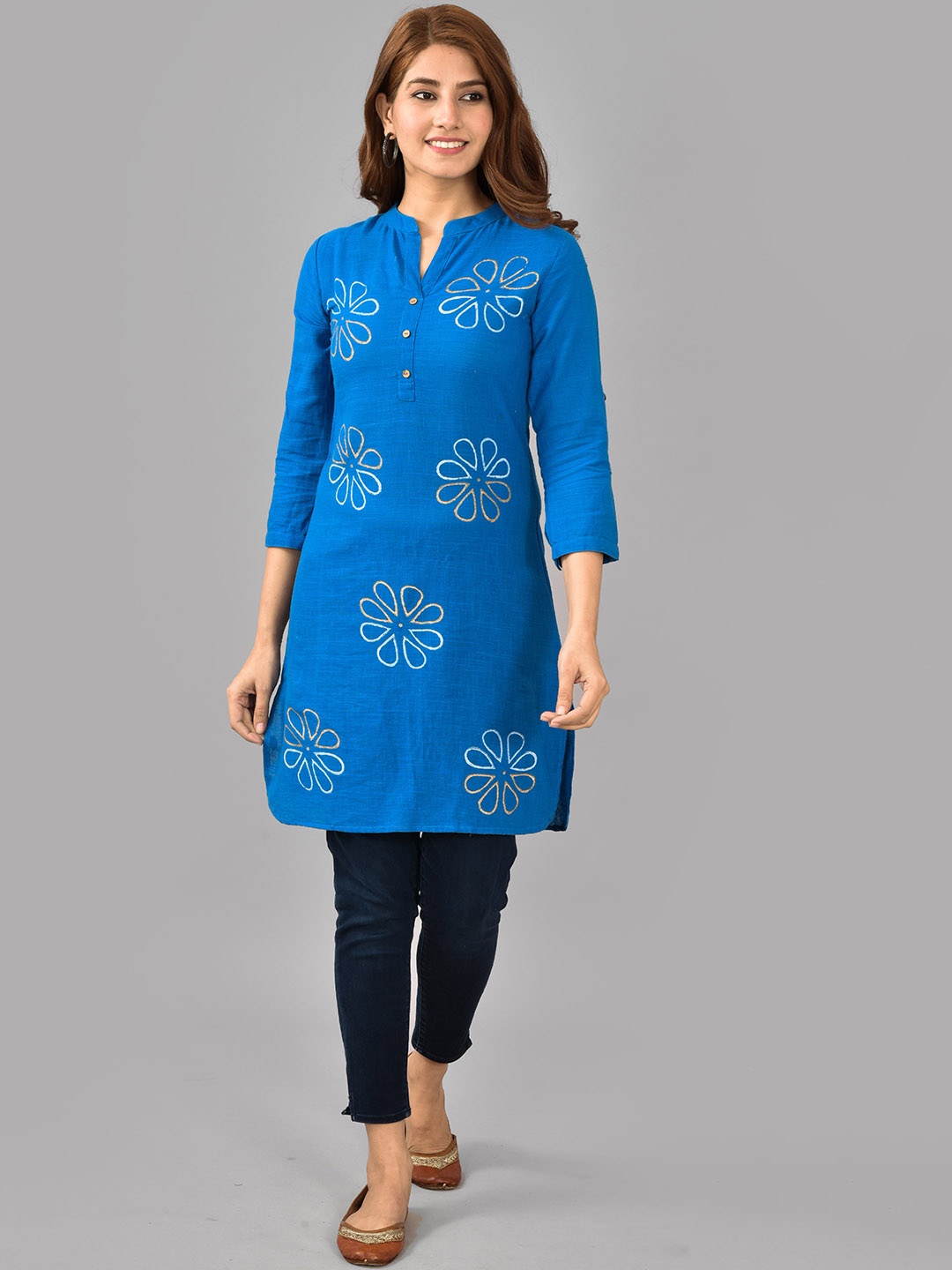 

KALINI Floral Printed Mandarin Collar Straight Kurta, Blue