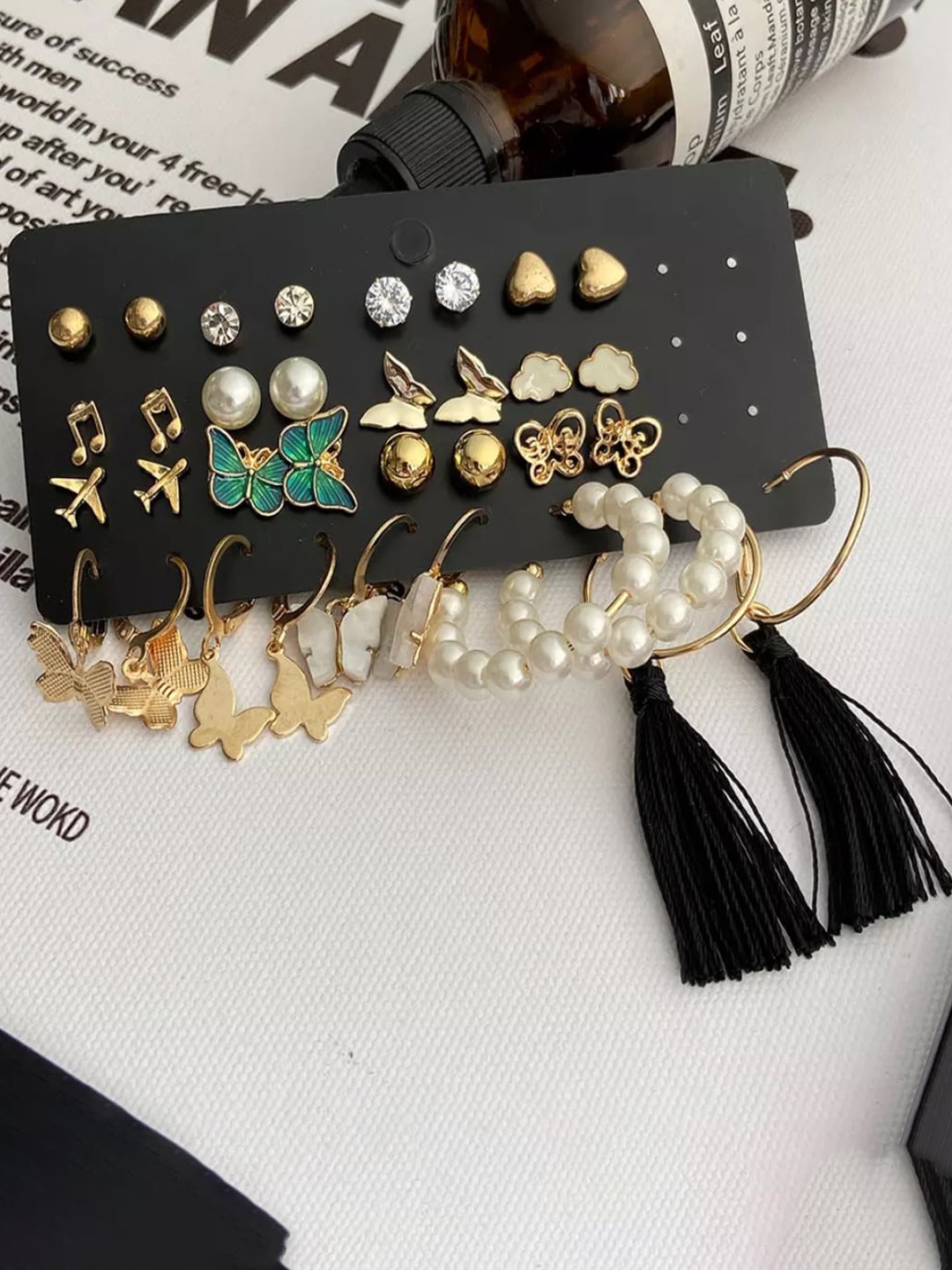 

DressBerry Gold-Toned Set Of 17 Earrings