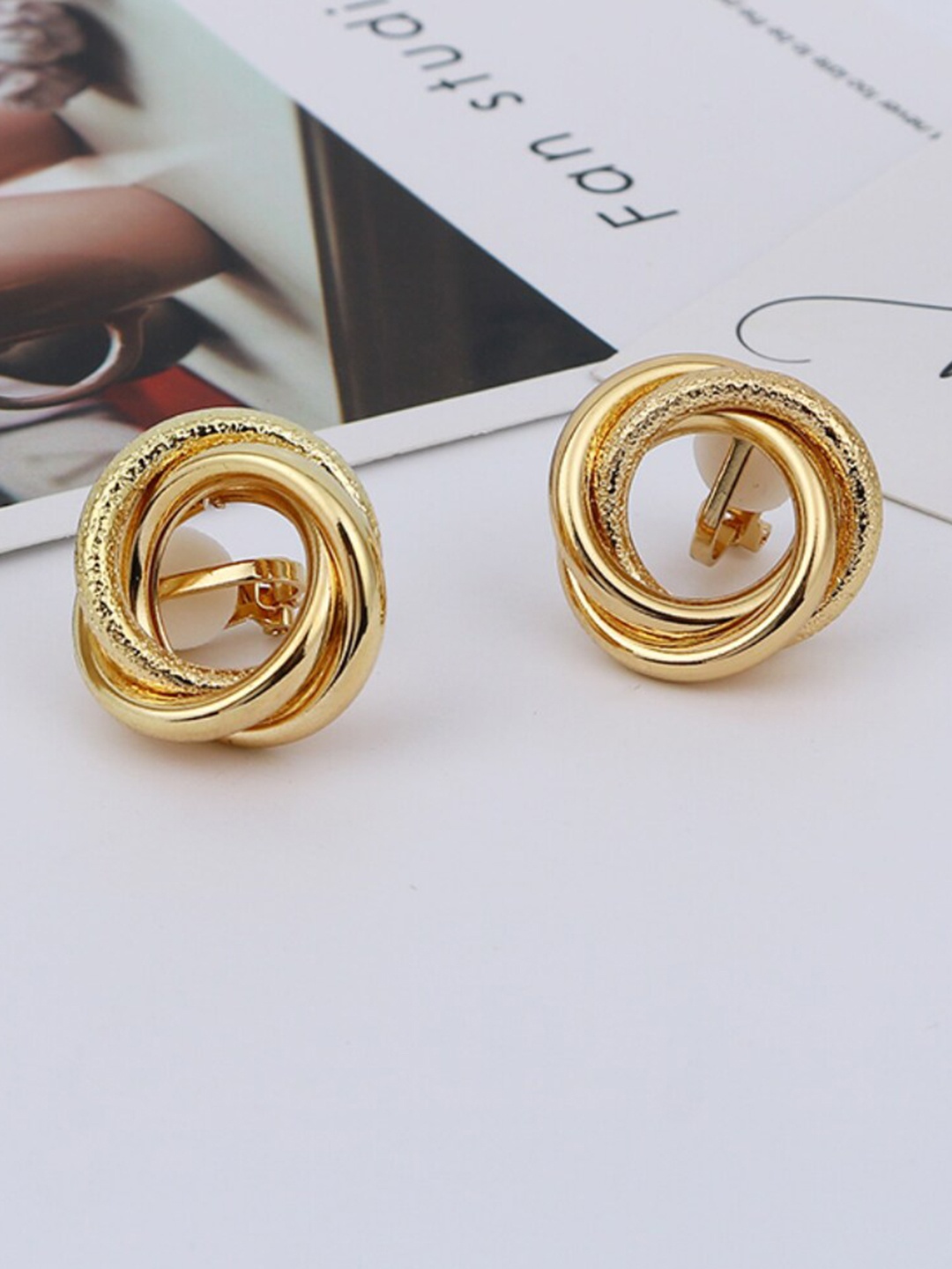 

DressBerry Gold-Toned Contemporary Stud Earrings