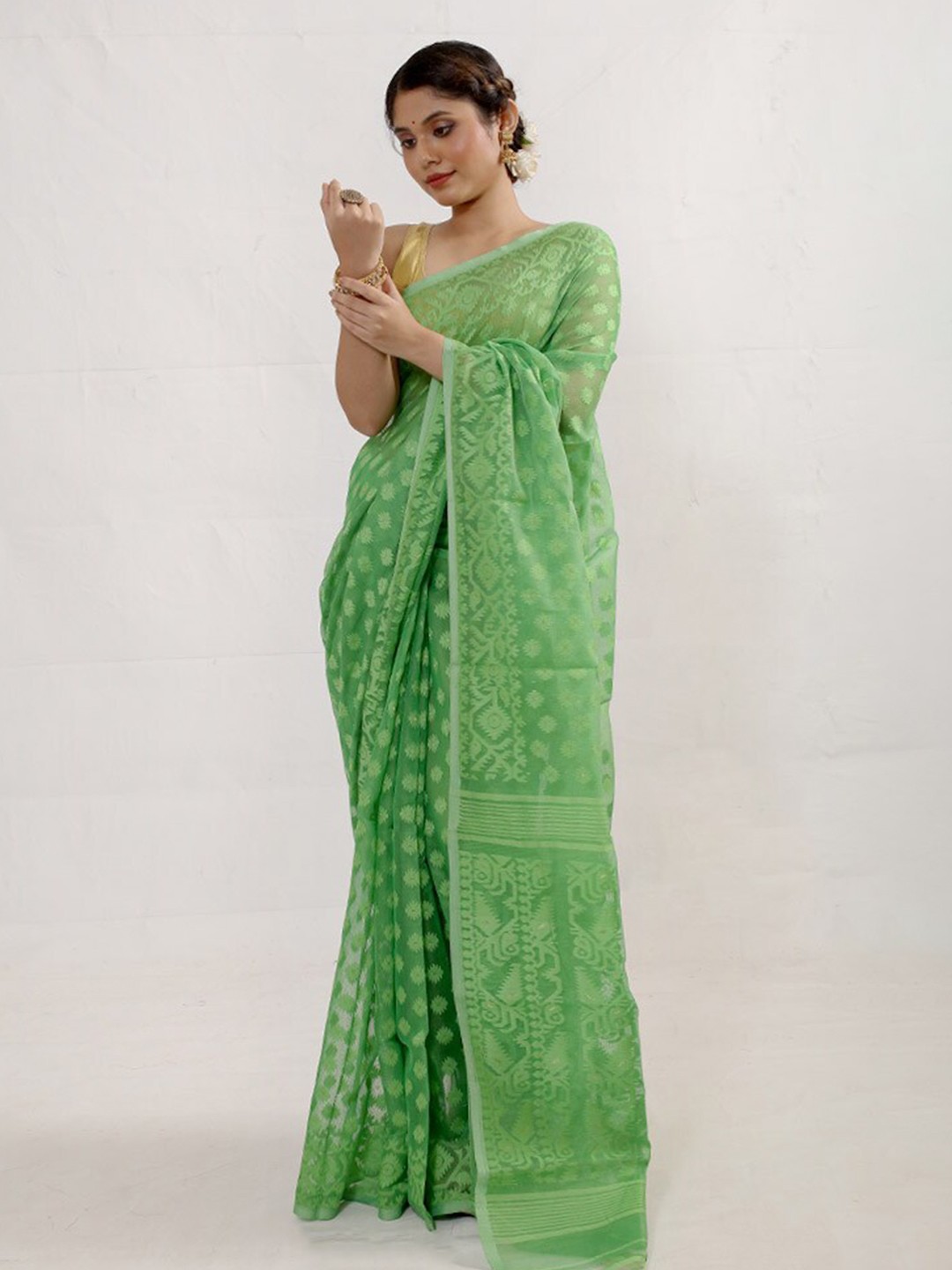 

AllSilks Floral Woven Designed Pure Cotton Taant Saree, Green