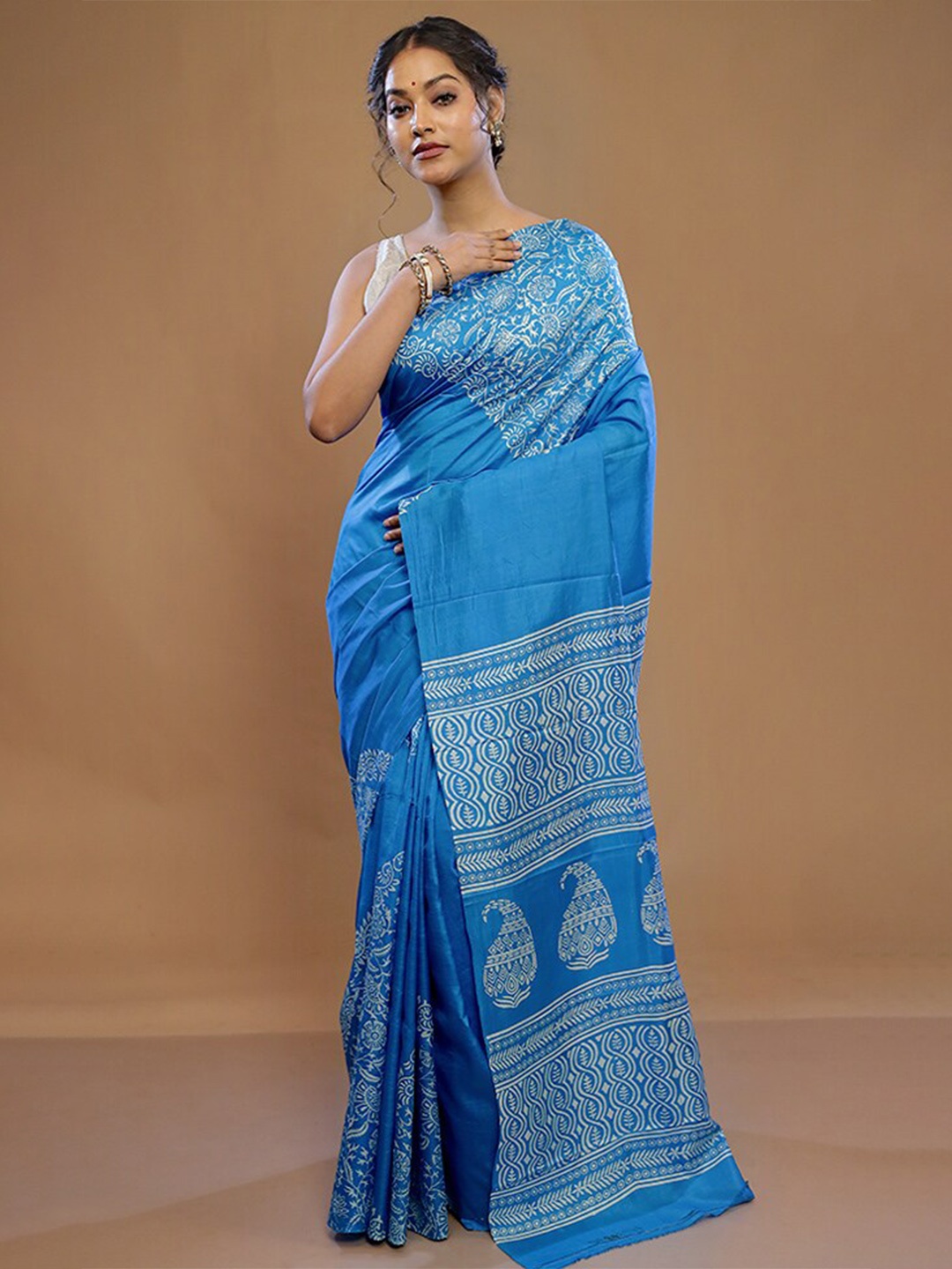 

AllSilks Ethnic Motifs Printed Pure Silk Saree, Blue