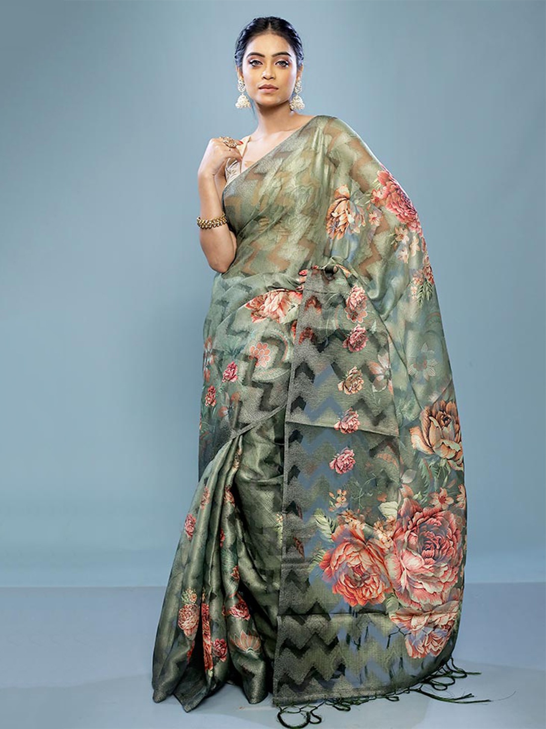 

AllSilks Floral Printed Organza Saree, Green