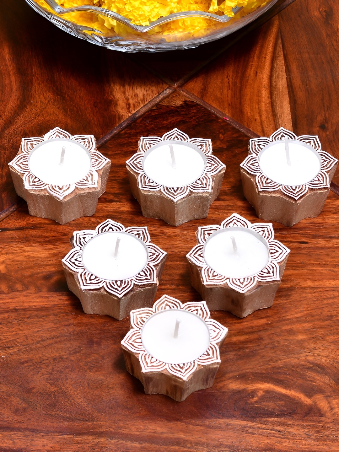 

CaratWala Brown 6 Pcs Textured Wooden Tealight Candle Holders