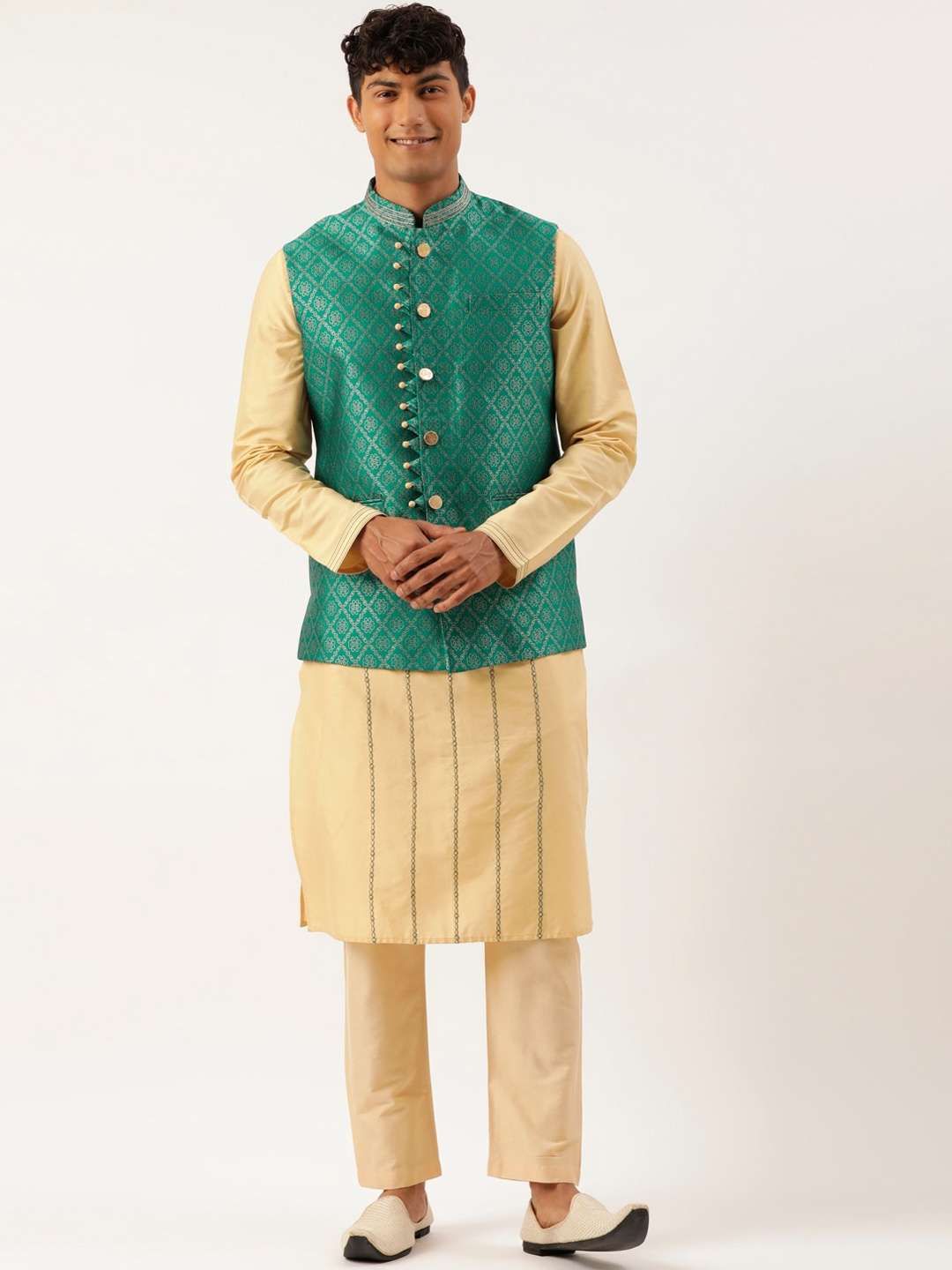 

TheEthnic.Co Striped Mandarin Collar Long Sleeves Art Silk Kurta With Churidar & Jacket, Green