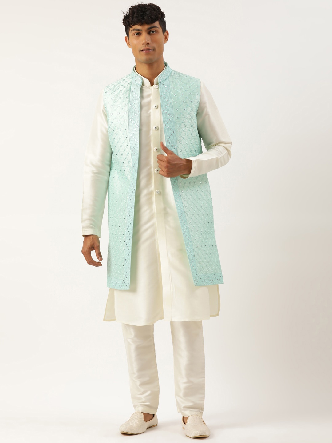 

TheEthnic.Co Straight Kurta with Pyjamas & Mirror Work Jacket, Off white