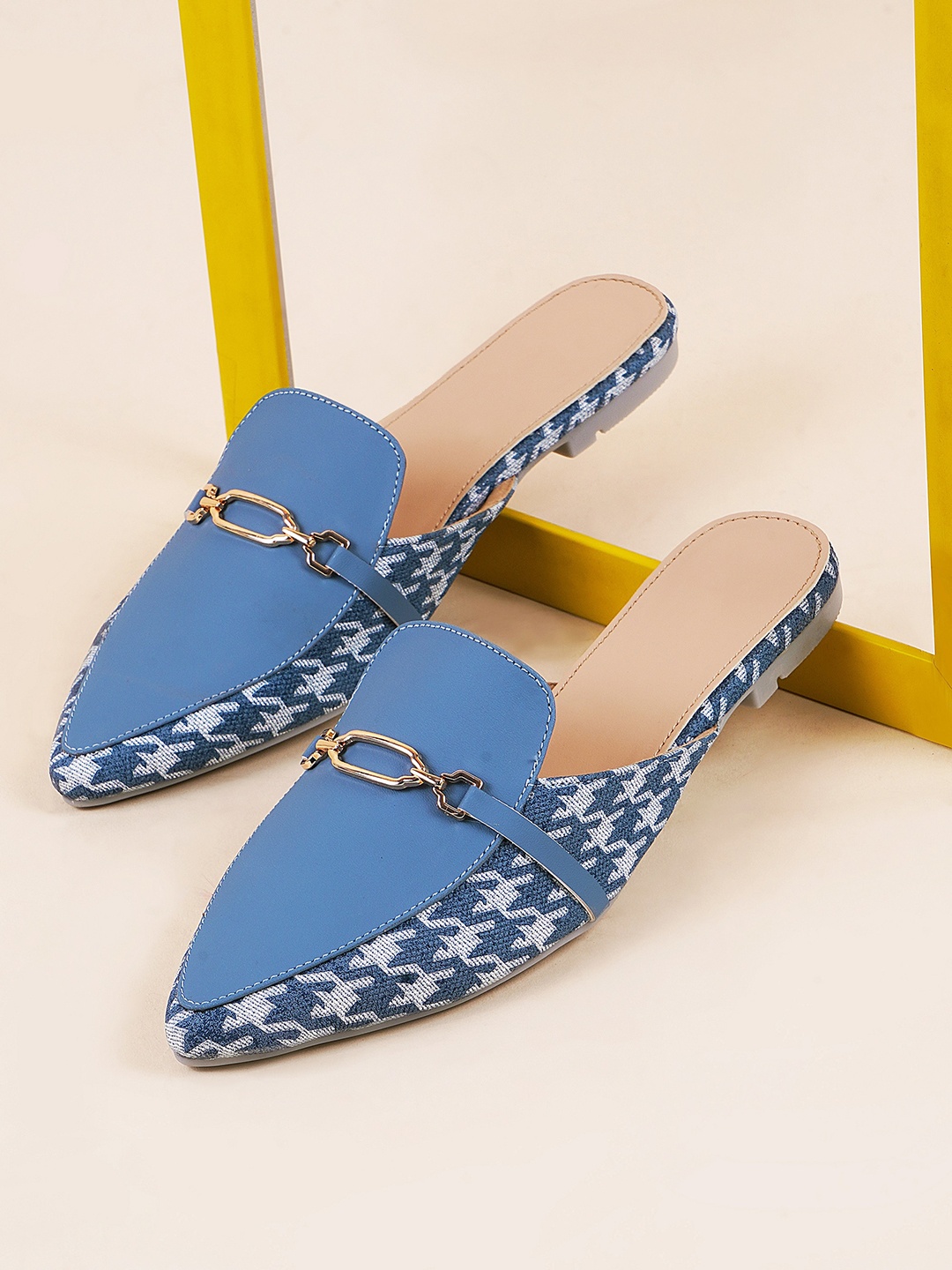 

Try Me Pointed Toe Printed Embellished Mules, Blue