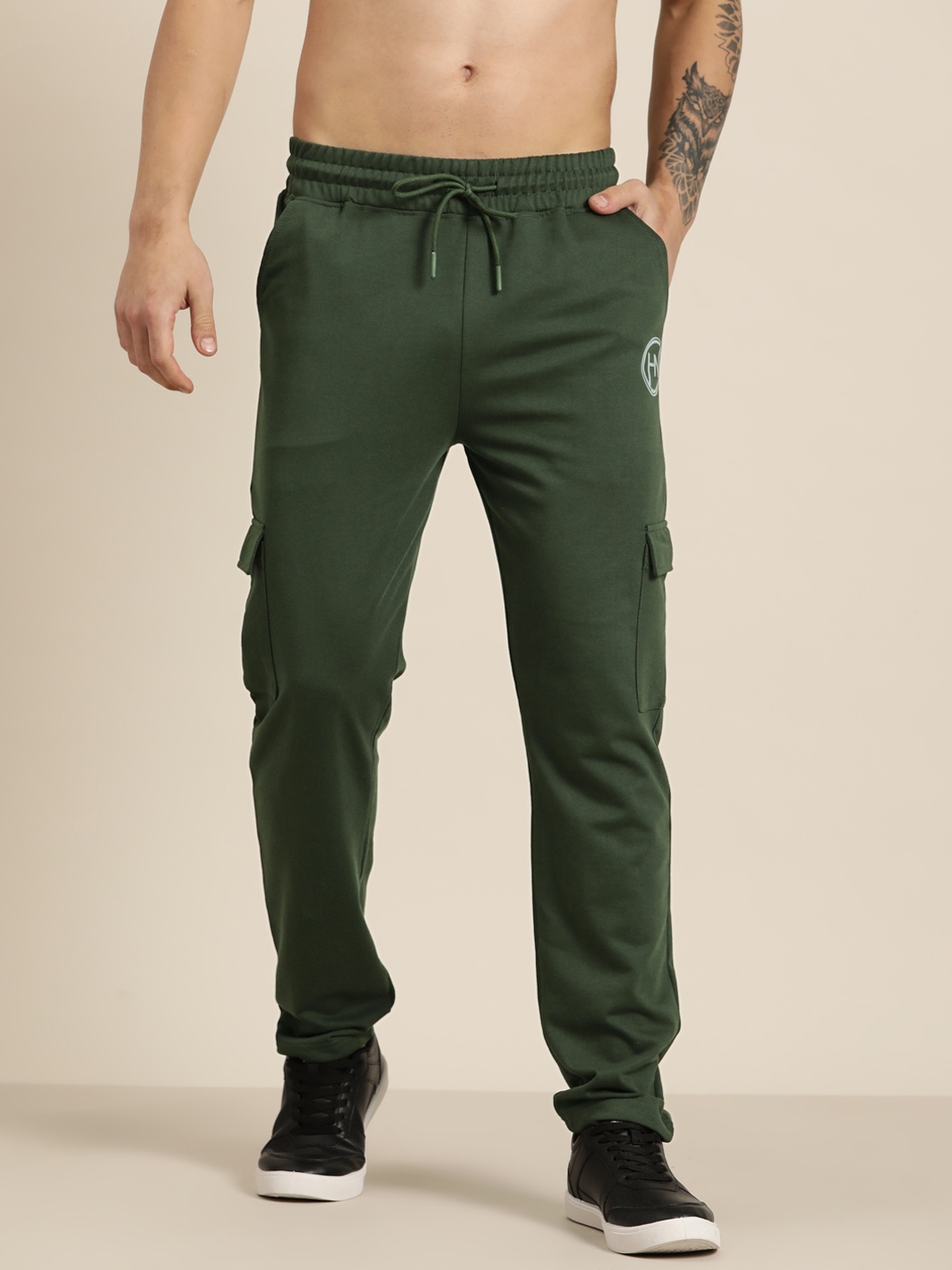 

HERE&NOW Men Solid Regular Fit Track Pants, Olive