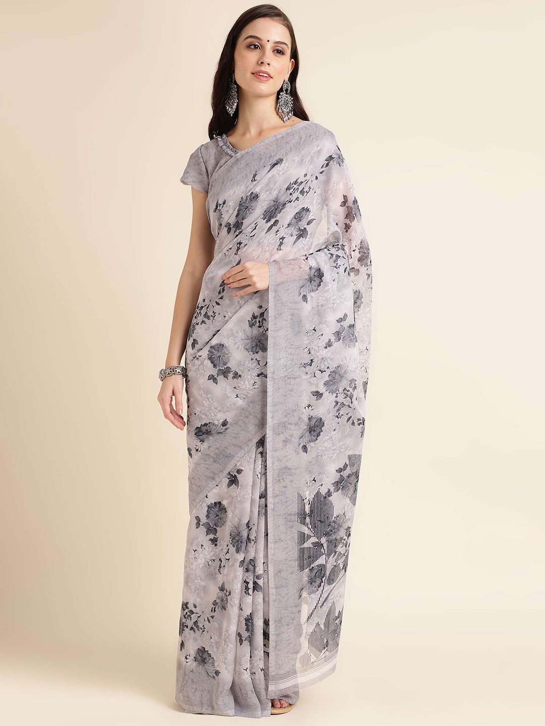 

Mitera Floral Printed Pure Georgette Saree, Grey