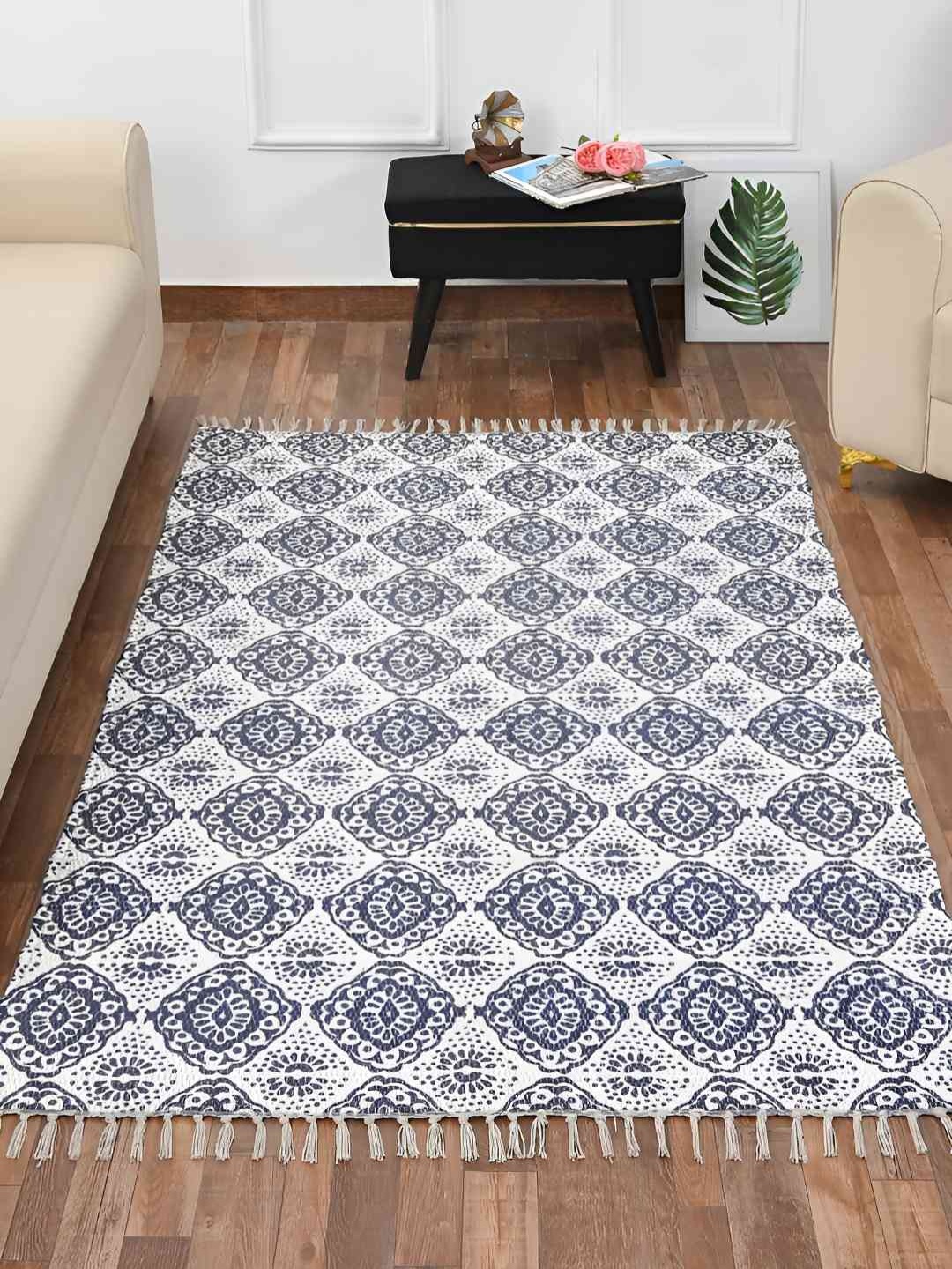 

HOMADORN Blue White Ethnic Motifs No Shredding Handmade Rectangular Floor Dhurries