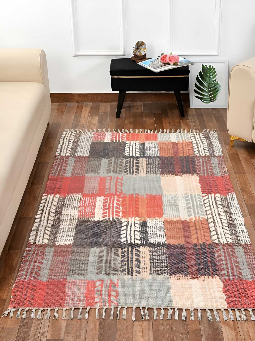 

HOMADORN Beige & Red Geometric Rectangular Printed Floor Dhurries