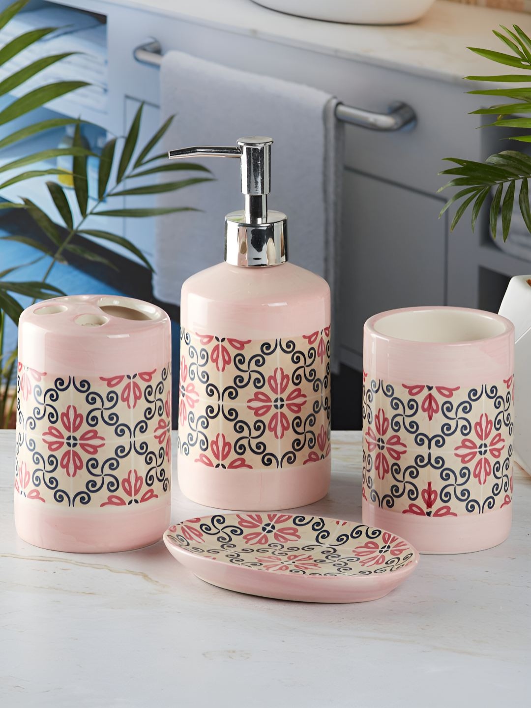 

KidsCity.in Pink 4 Piece Ethnic Motifs Ceramic Bath Accessories Set