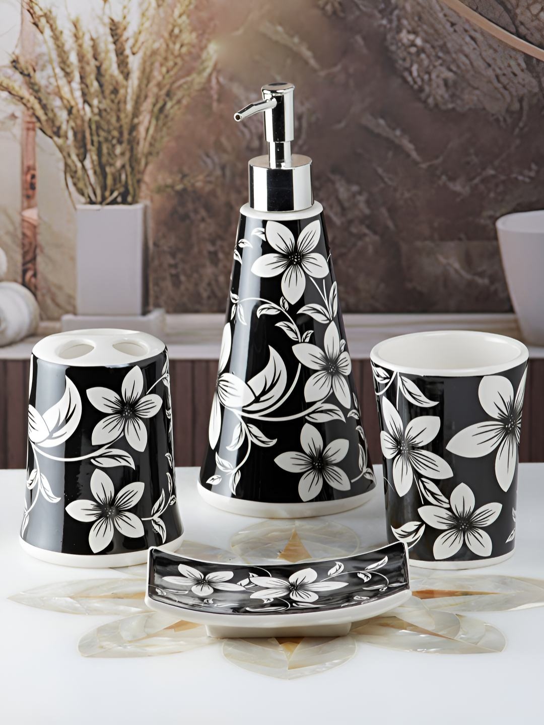 

KidsCity.in Black & White 4 Pieces Floral Ceramic Bath Accessories Set