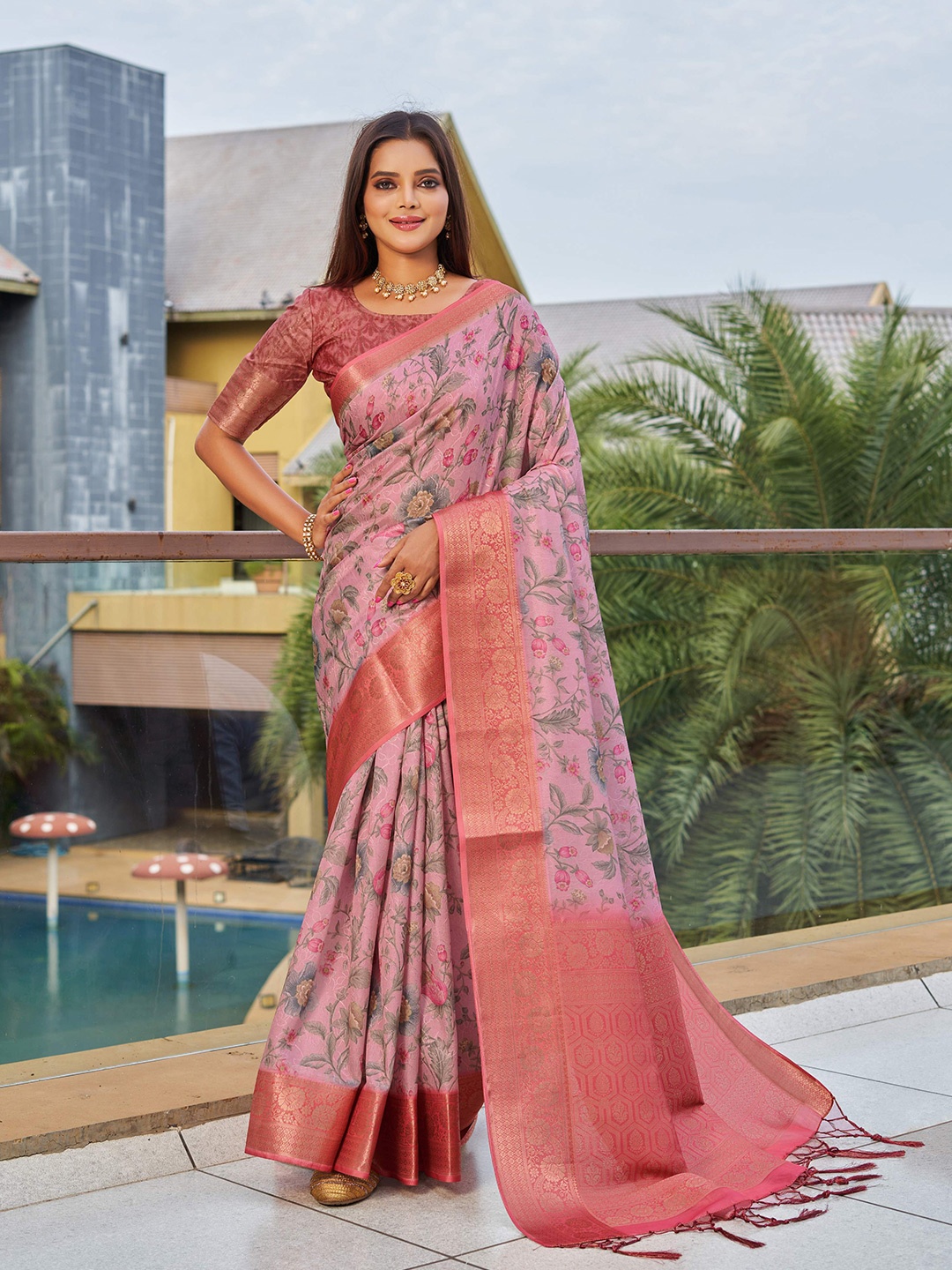 

Mitera Floral Printed Zari Detail Pure Silk Saree, Pink