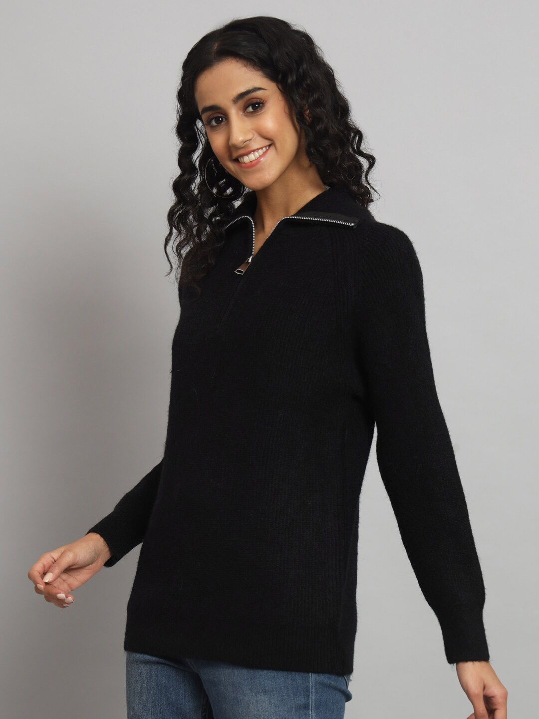 

Chemistry High Neck Woolen Pullover Sweater Vest, Black