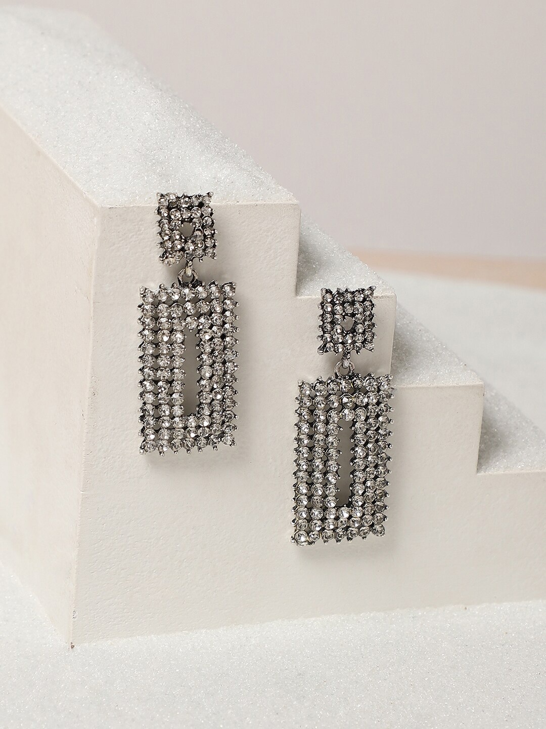 

SOHI Silver Plated Drop Earrings