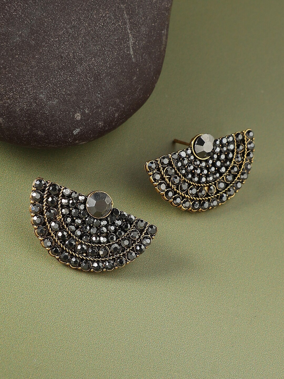 

SOHI Artificial Stones Gold-Plated Studs Earrings, Silver