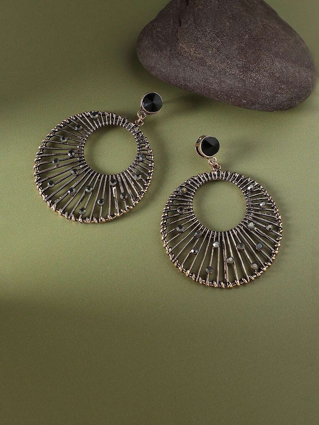 

SOHI Gold-Plated Stones Studded Circular Drop Earrings