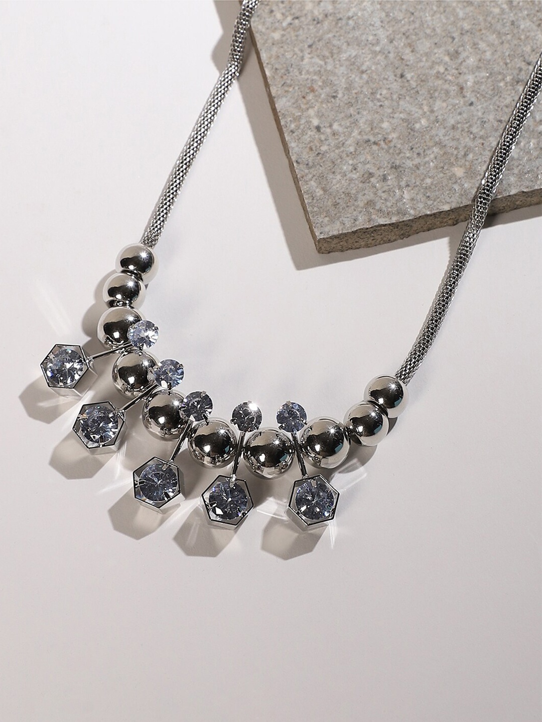 

SOHI Silver-Plated Minimal Necklace