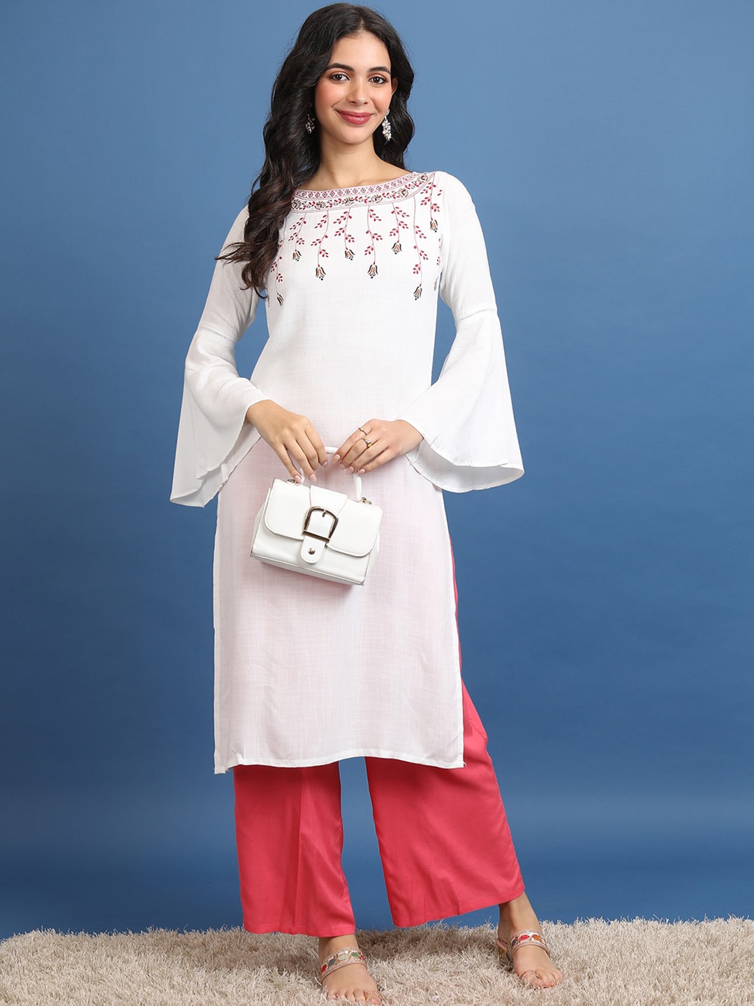 

Vishudh White Floral Printed Bell Sleeves Kurta