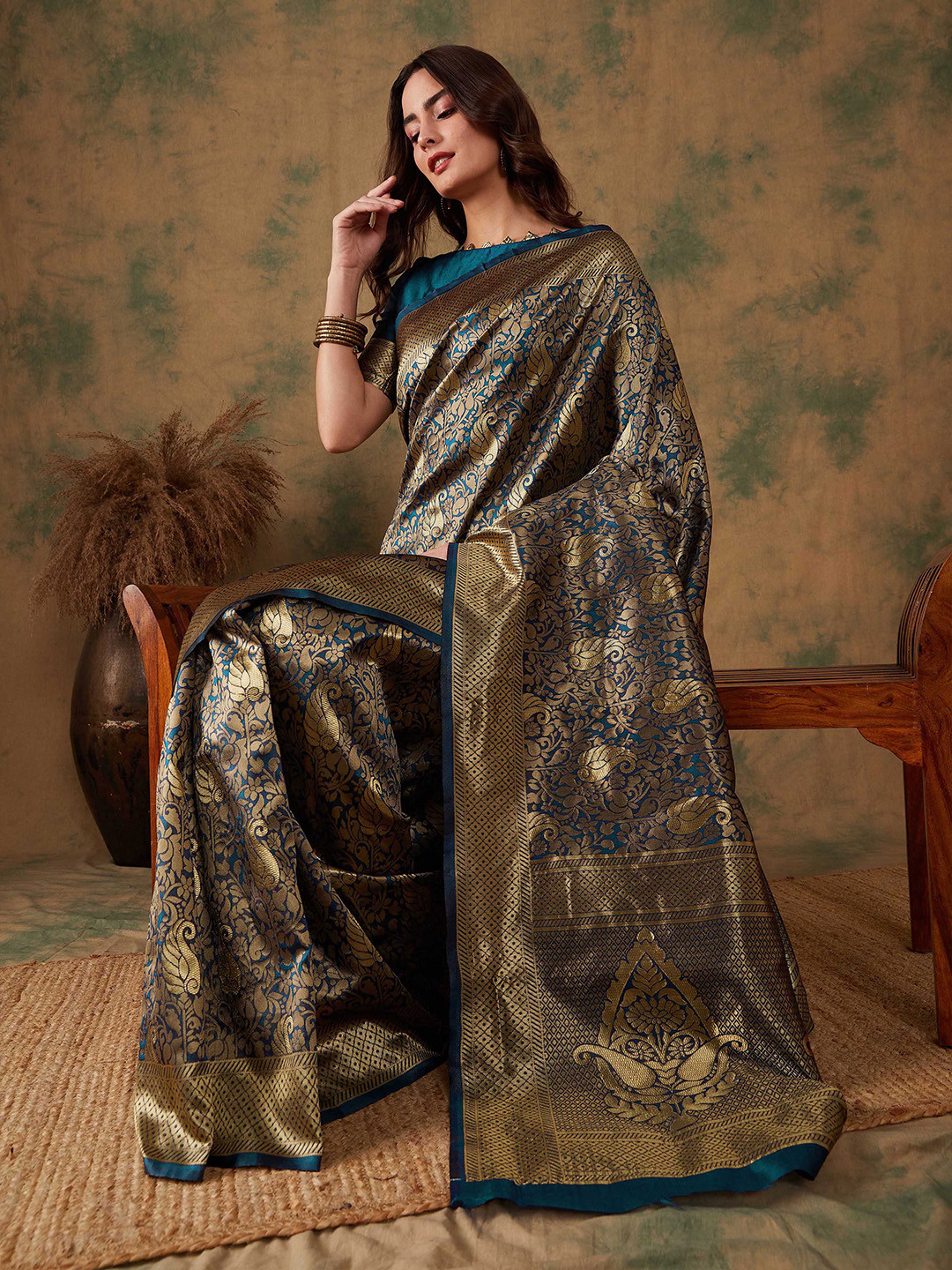 

Sangria Ethnic Motifs Woven Design Kanjeevaram Sarees, Blue