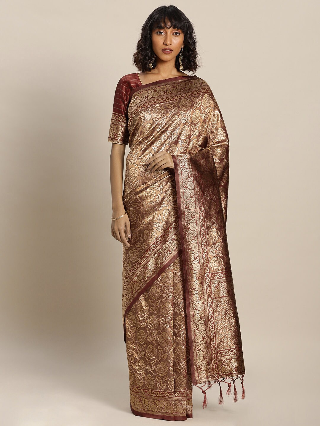 

Sangria Maroon Floral Woven Design Zari Kanjeevaram Saree