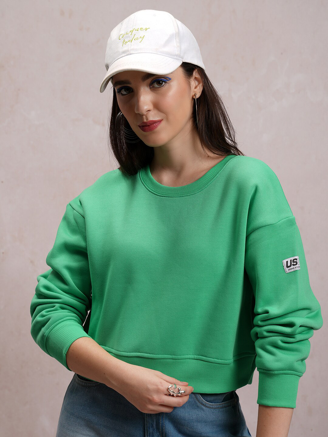 

Tokyo Talkies Round Neck Pullover, Green