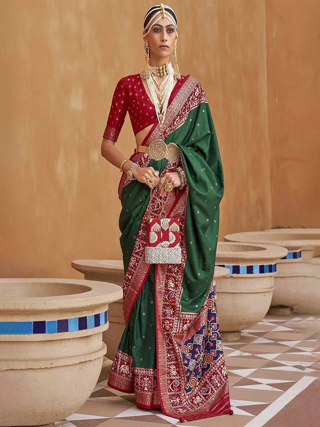 

Ekta Textiles Ethnic Motifs Woven Design Zari Pure Silk Banarasi Saree, Green