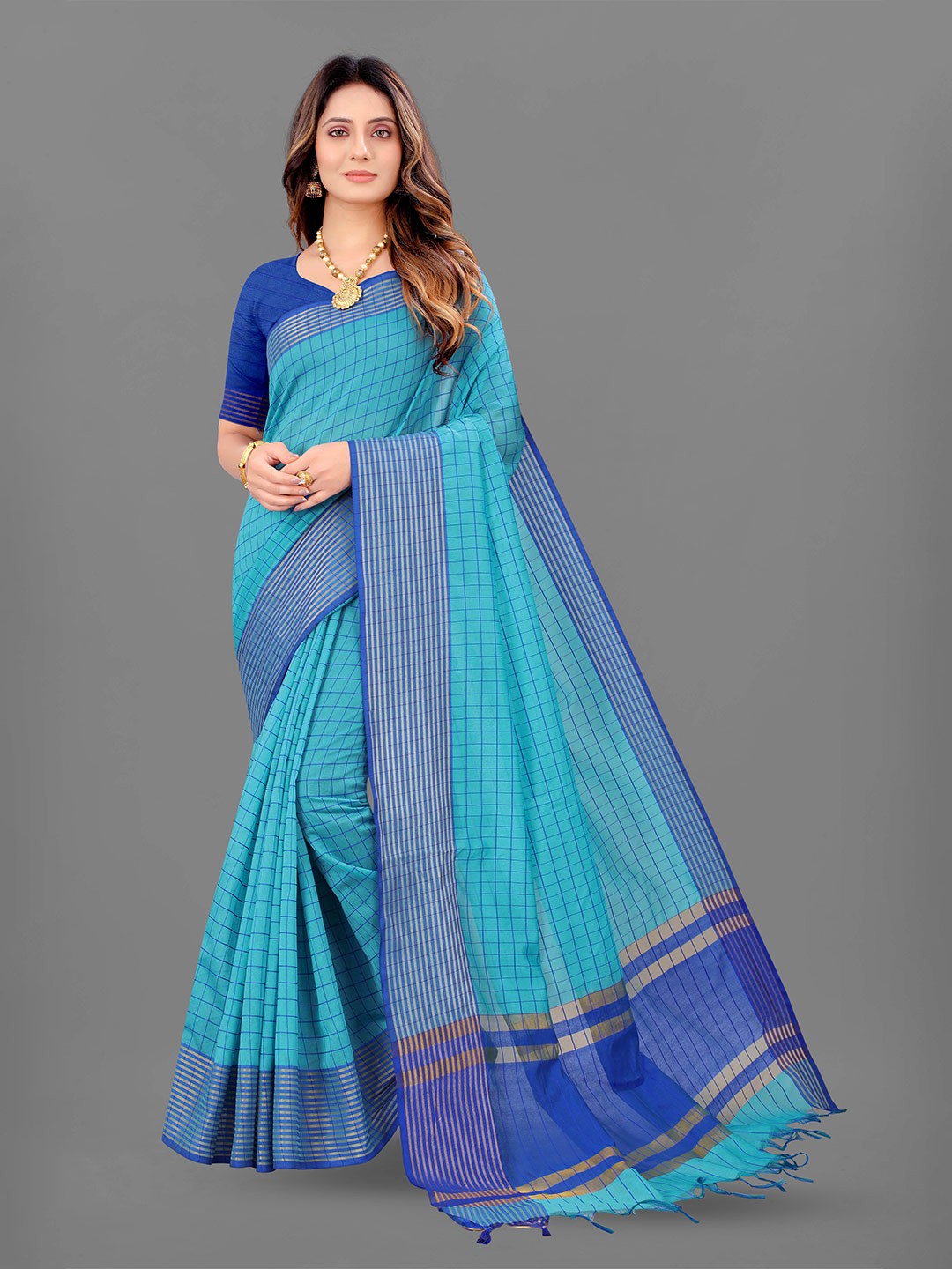 

Ekta Textiles Checked Zari Detailed Silk Cotton Banarasi Saree, Blue