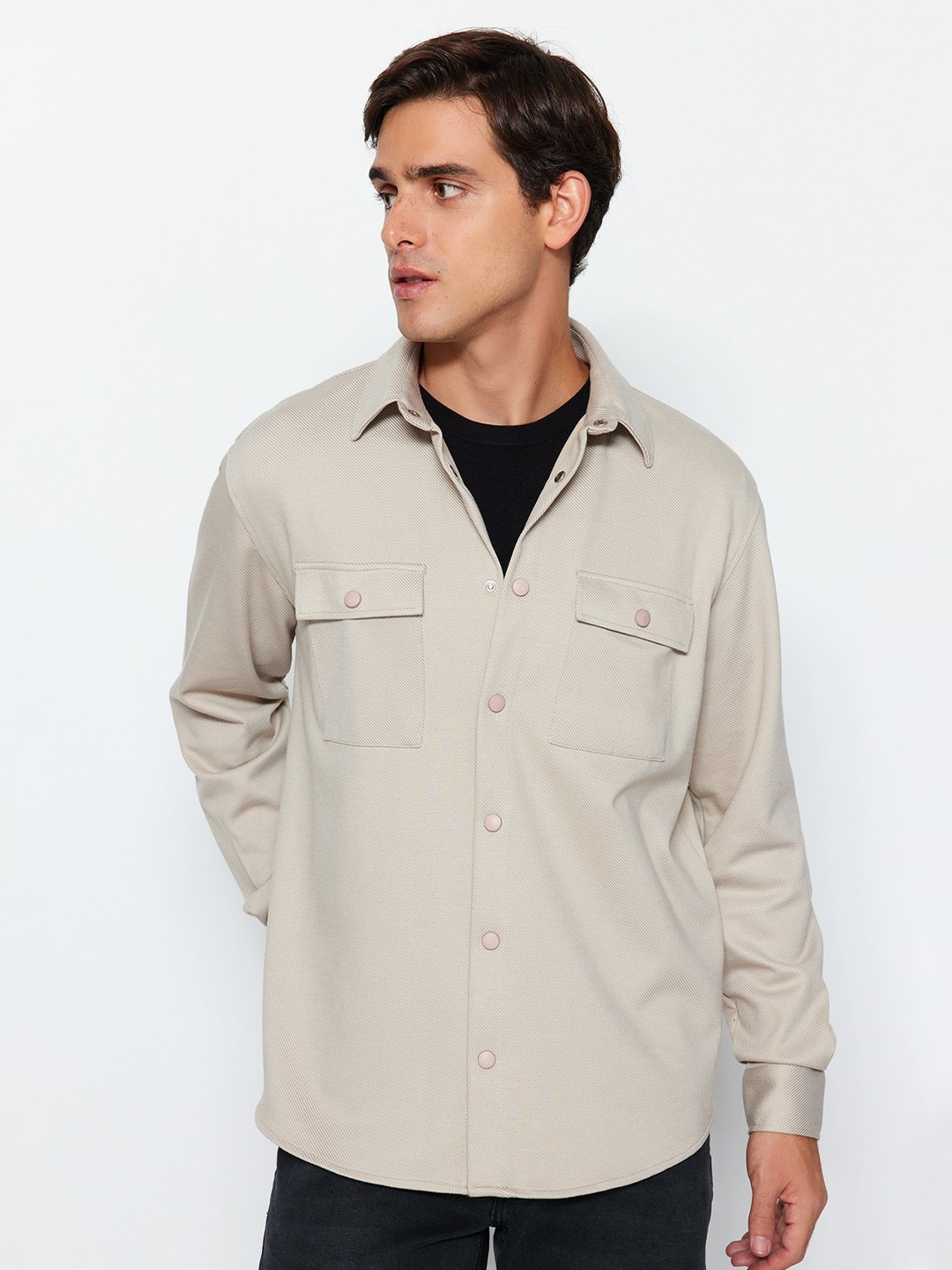 

Trendyol Spread Collar Long Sleeves Shacket, Beige