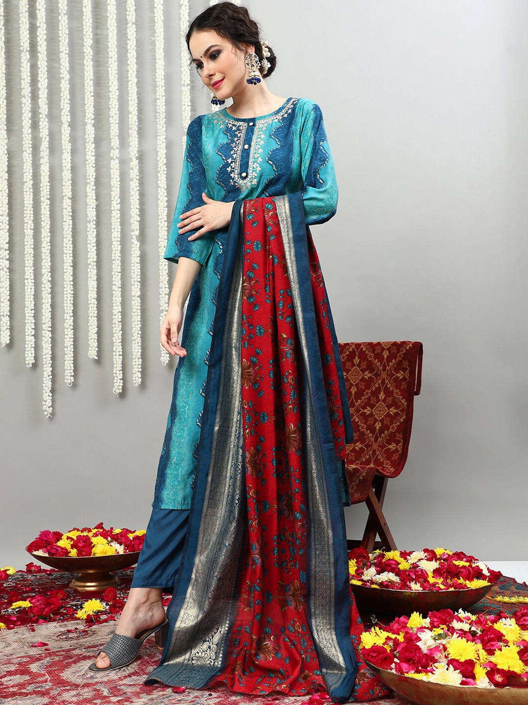 

Sangria Blue Abstract Dyed Thread Work Pure Silk Kurta With Trousers & Dupatta