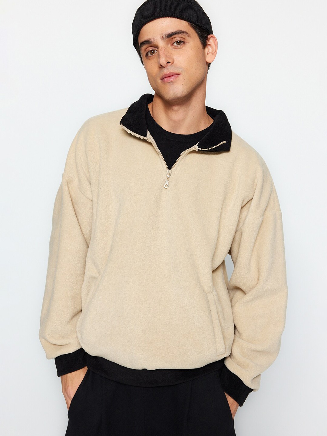 

Trendyol Mock Collar Pullover Sweatshirt, Beige