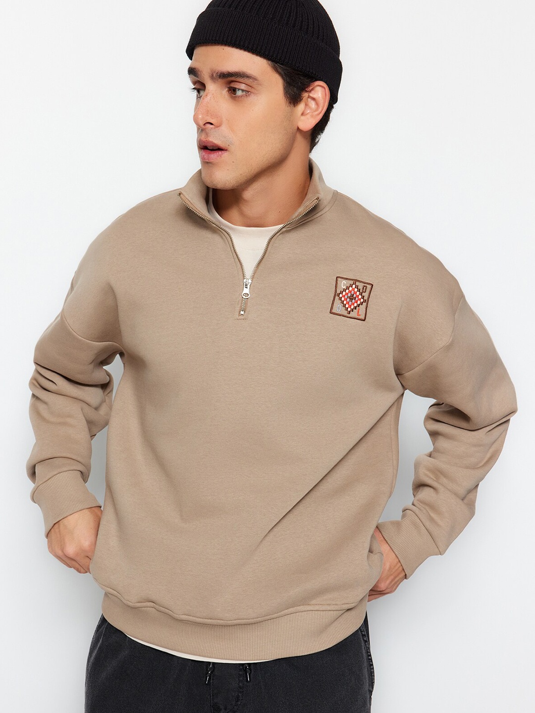 

Trendyol Long Sleeves Pullover, Beige